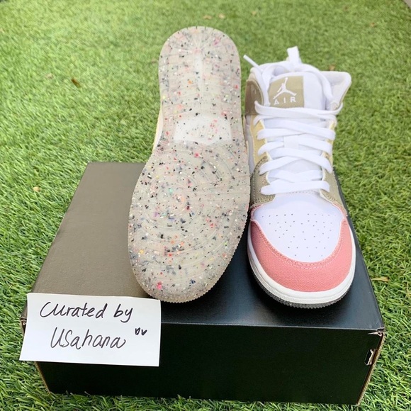 Nike Air Jordan 1 mid GS White pastel shoes - Picture 4 of 4